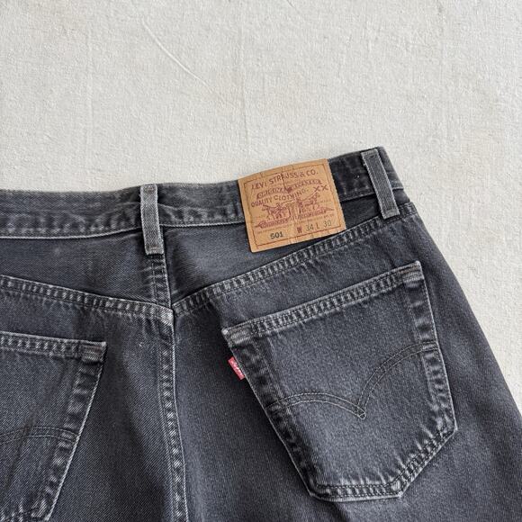 90s Levi’s 501 Black Denim Jeans Pants XX 31 30 Button Fly Made in USA - Picture 7 of 7
